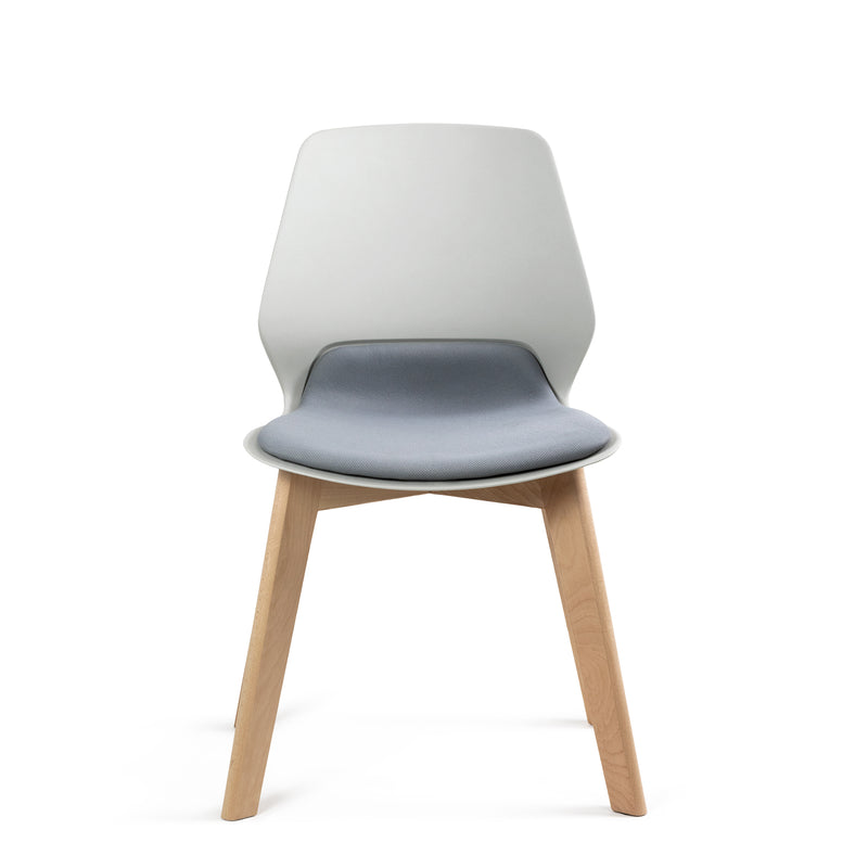 Silla Kolbe B. madera, asiento tapizado